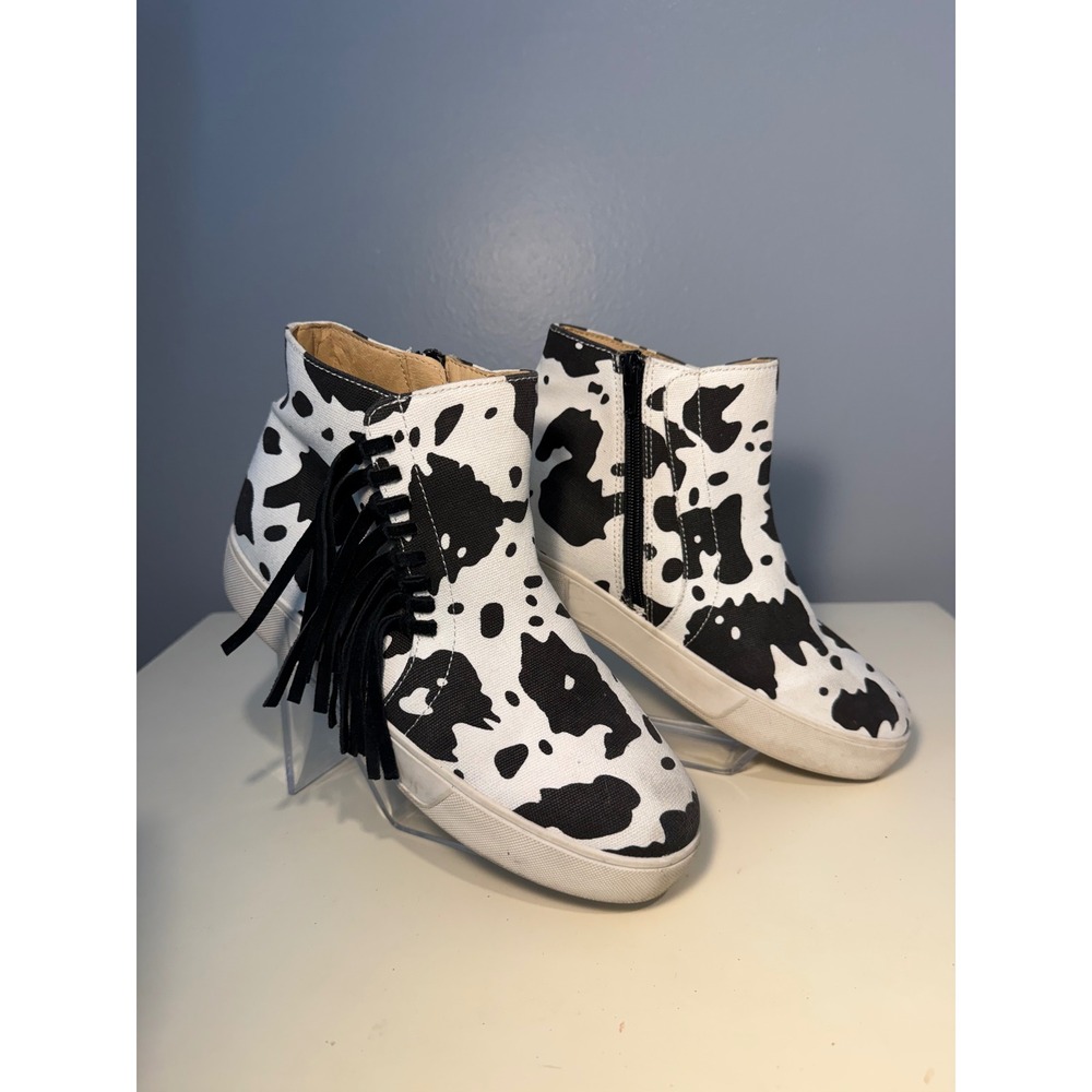 Volatile Kids Cow Print Fringe High Top Sneaker Boots kids Size 5 Womens 7